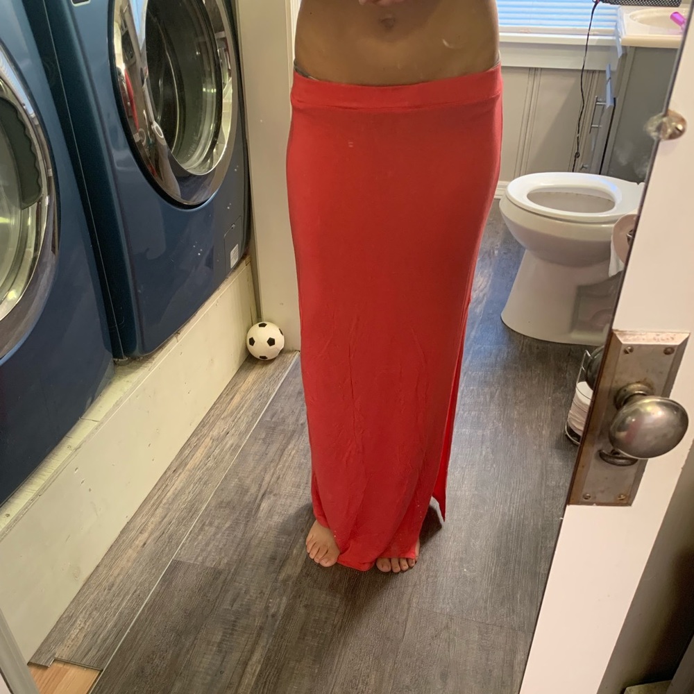 Super cute maxi skirt